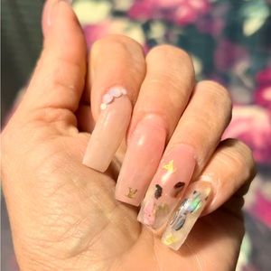 Luxury Natural Seashell Custom Press-On Nails